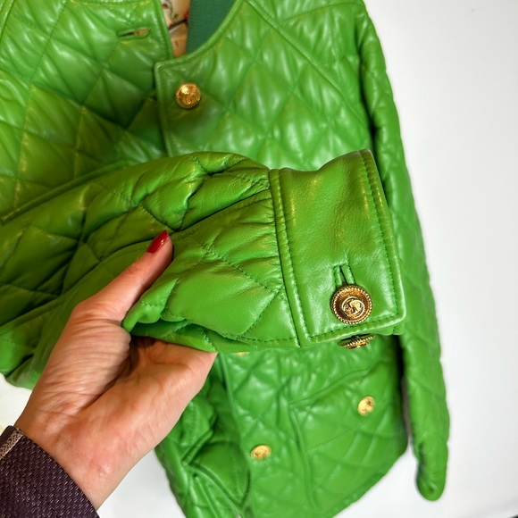 NWT Gucci QUILTED JACKET GREEN lamb skin from Gucci button closing pockets 40 S - Picture 11 of 16